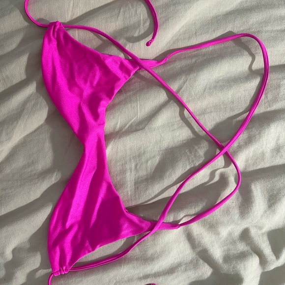 ONEONE SWIM TOP - Picture 3 of 4